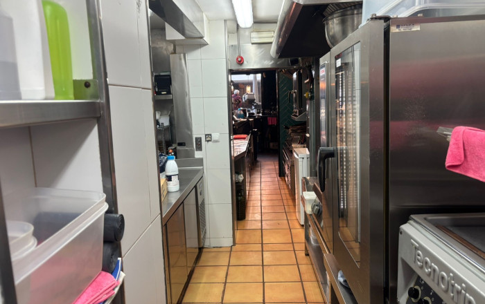 Traspaso - Bar Restaurante -
Barcelona - Eixample Derecho