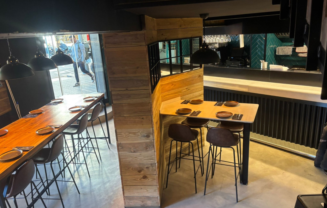 Traspaso - Bar Restaurante -
Barcelona - Eixample Derecho
