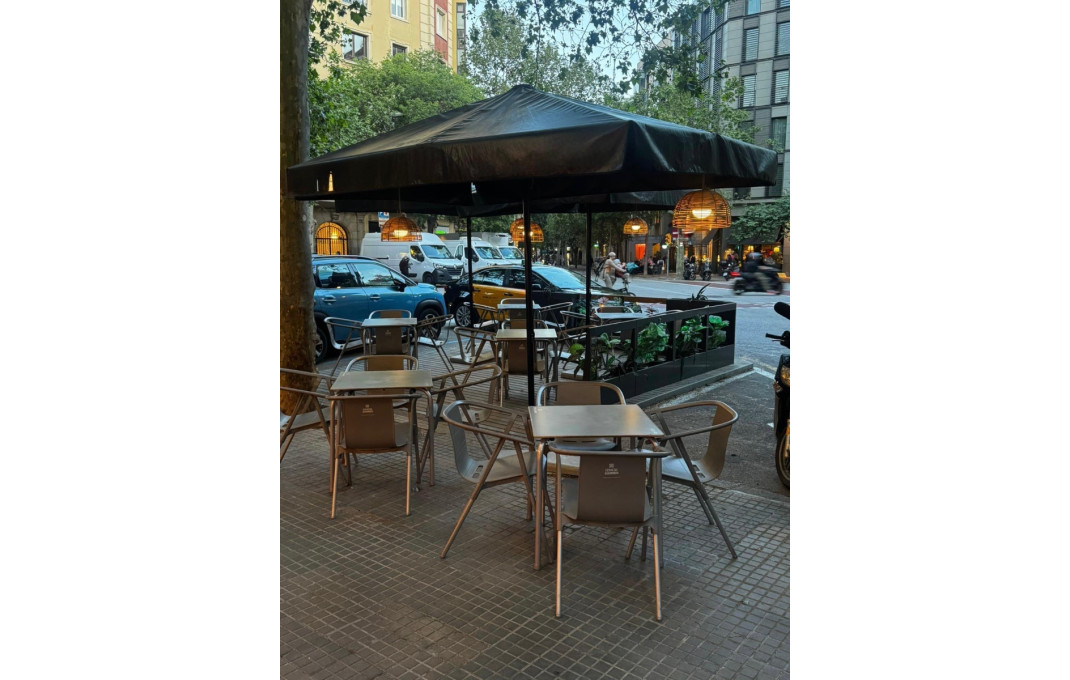 Traspaso - Bar Restaurante -
Barcelona - Eixample Derecho