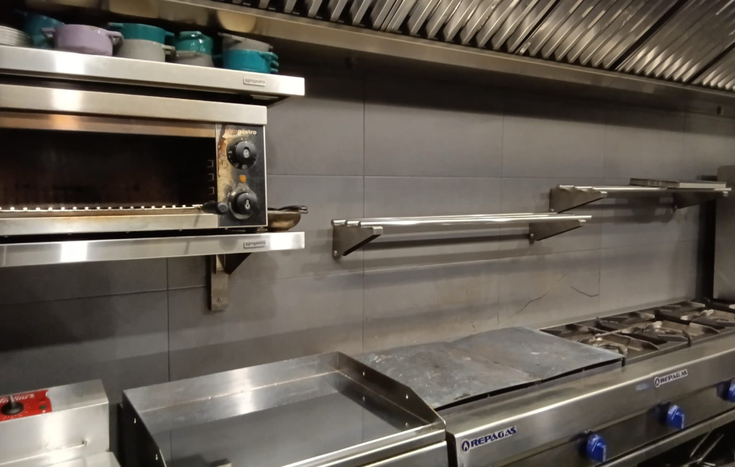 Traspaso - Bar Restaurante -
Barcelona - Eixample