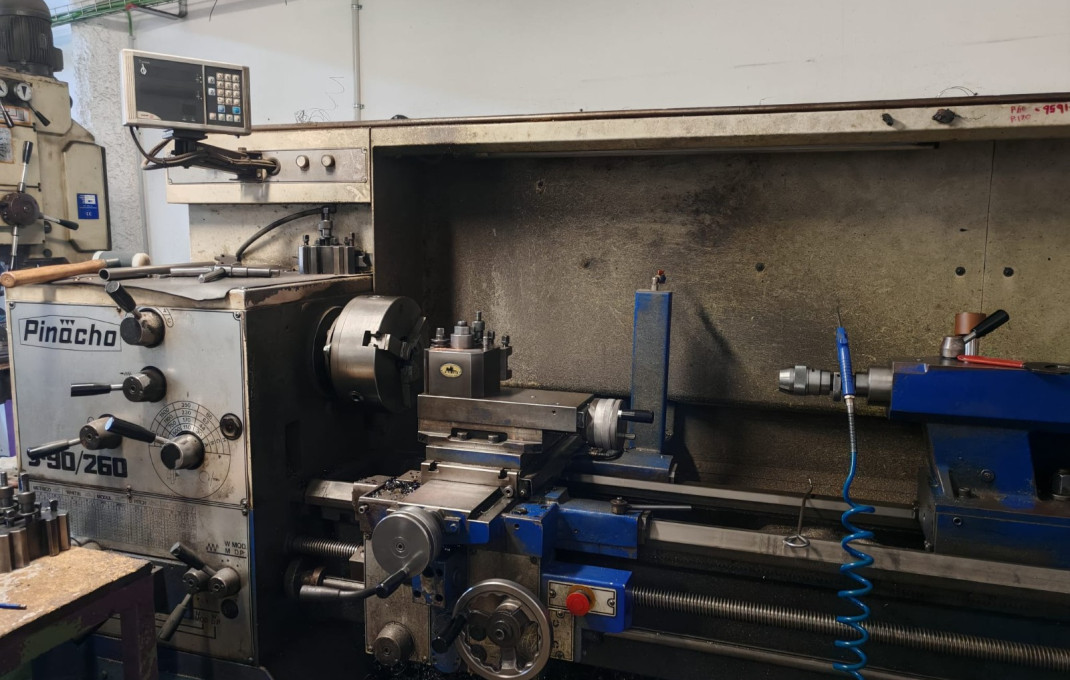 Traspaso - Naves y solares -
Granollers