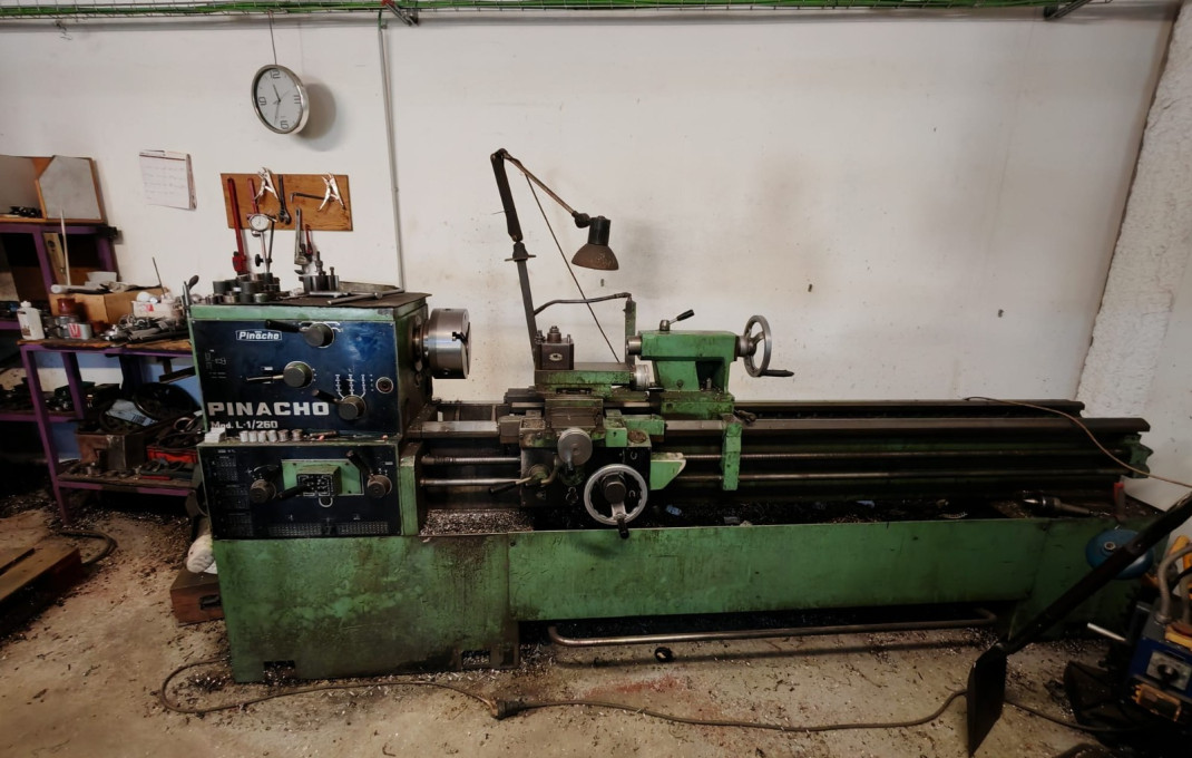 Traspaso - Naves y solares -
Granollers