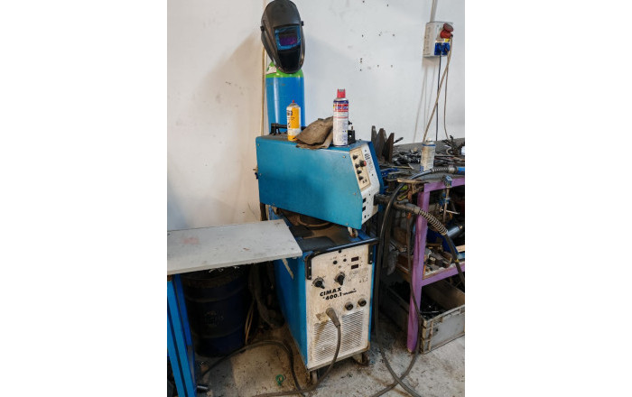 Traspaso - Naves y solares -
Granollers