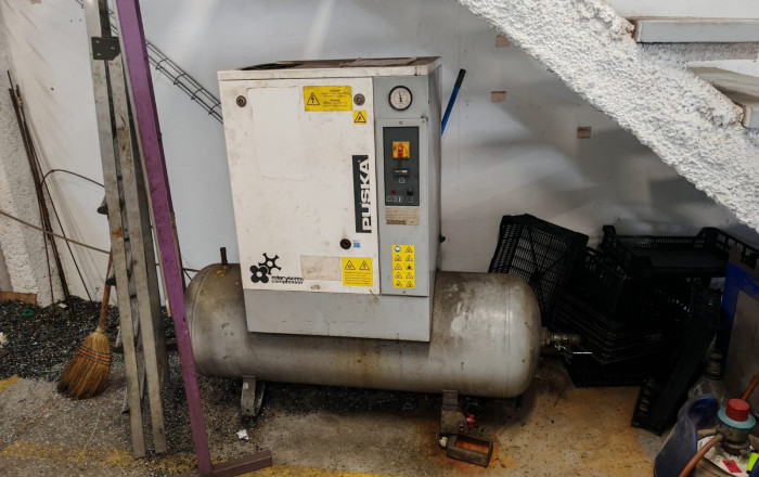 Traspaso - Naves y solares -
Granollers