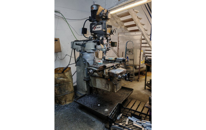 Traspaso - Naves y solares -
Granollers