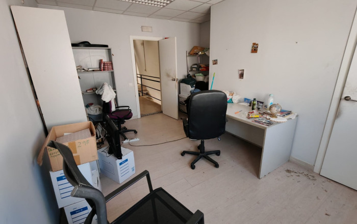 Traspaso - Naves y solares -
Granollers