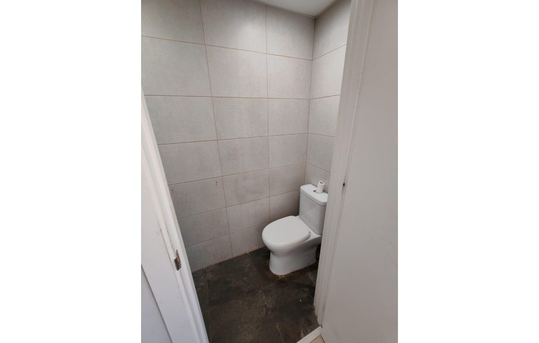 Traspaso - Naves y solares -
Granollers