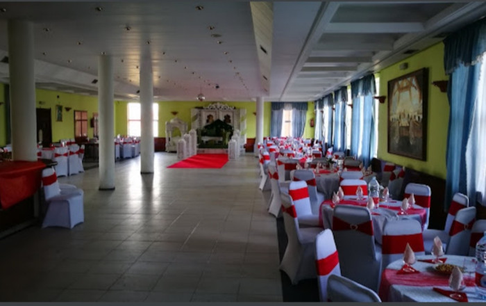 Sale - Hotel 1 * -
León