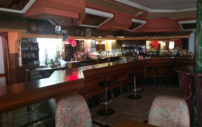 Sale - Hotel 1 * -
León