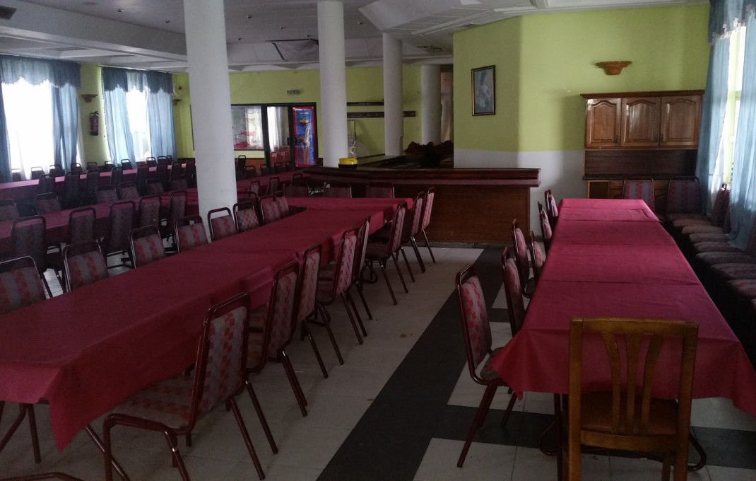 Sale - Hotel 1 * -
León