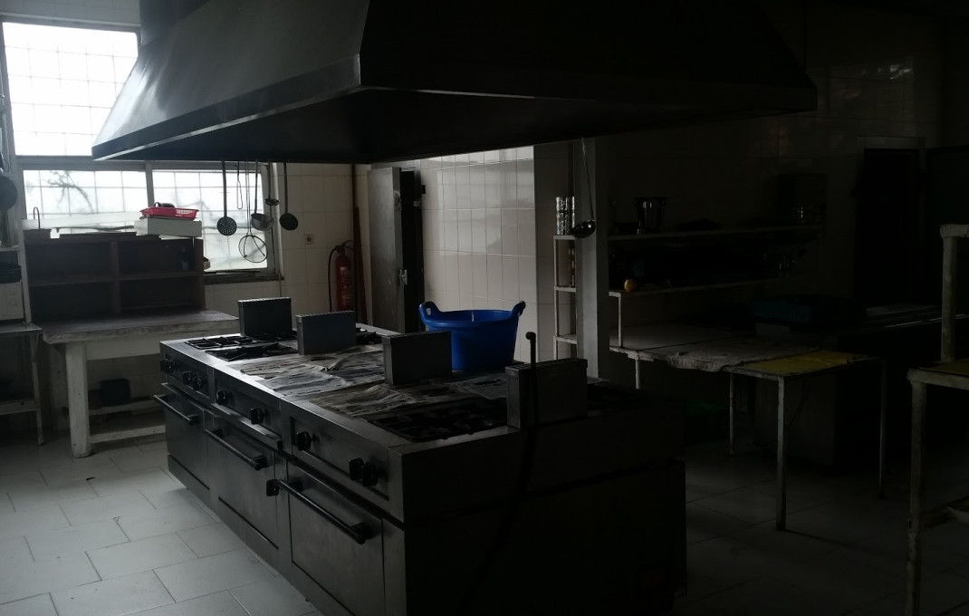 Sale - Hotel 1 * -
León