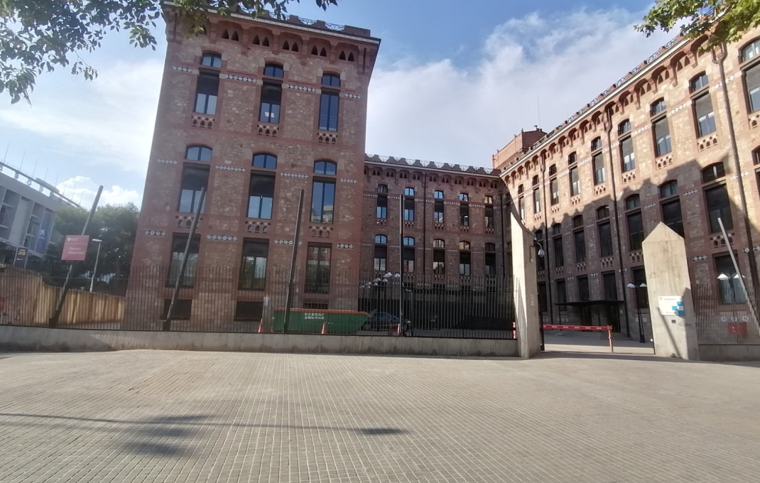 Traspaso - Bar Restaurante -
Barcelona - Les corts