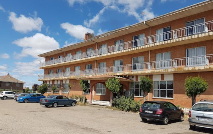 Sale - Hotel 1 * -
León