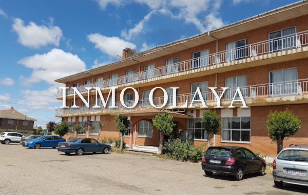 Sale - Hotel 1 * -
León