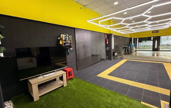 Transfert - atelier mécanique -
Vilafranca del Pened&egrave;s