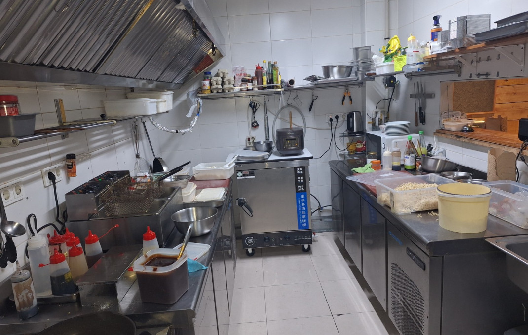 Transfert - Restaurant -
Barcelona - Sant Martí