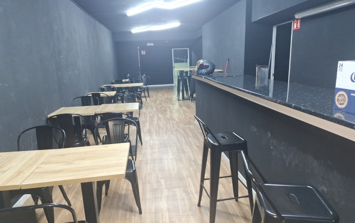 Transfert - Bar Copas Musical -
Barcelona - Sarria-Sant Gervasi