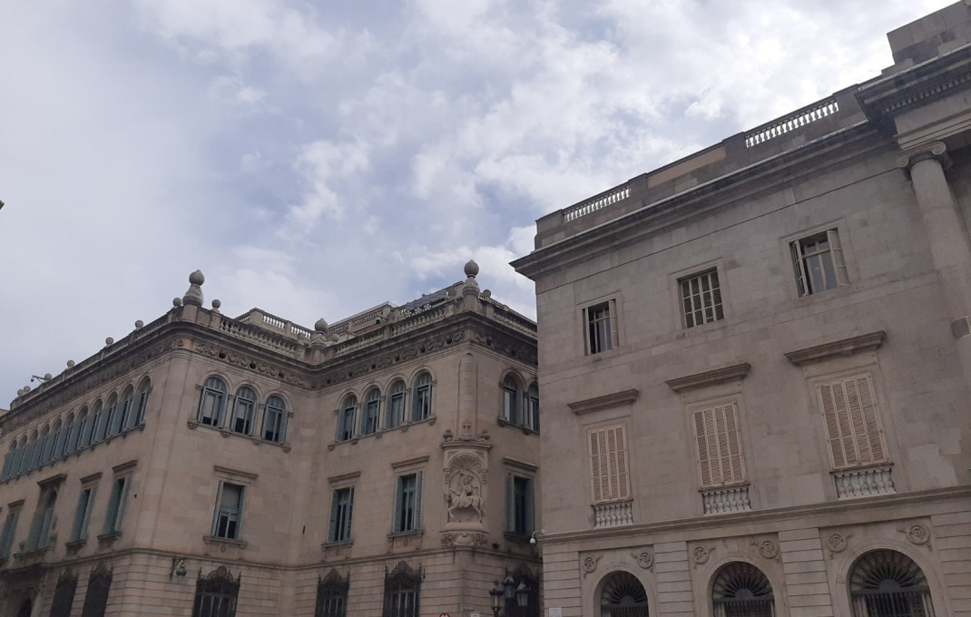 Transfer - Take Away -
Barcelona - Ciutat Vella