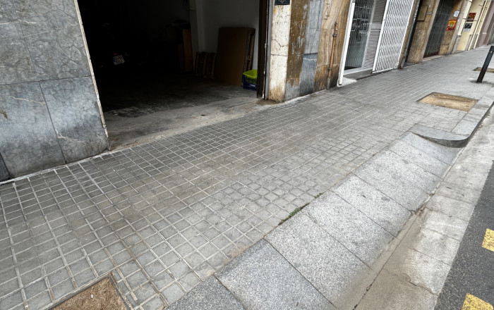 Traspaso - Tiendas -
Barcelona - Sants
