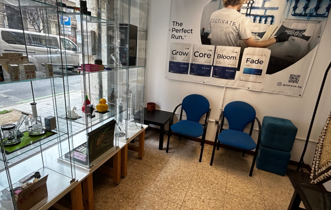 Traspaso - Tiendas -
Barcelona - Sants