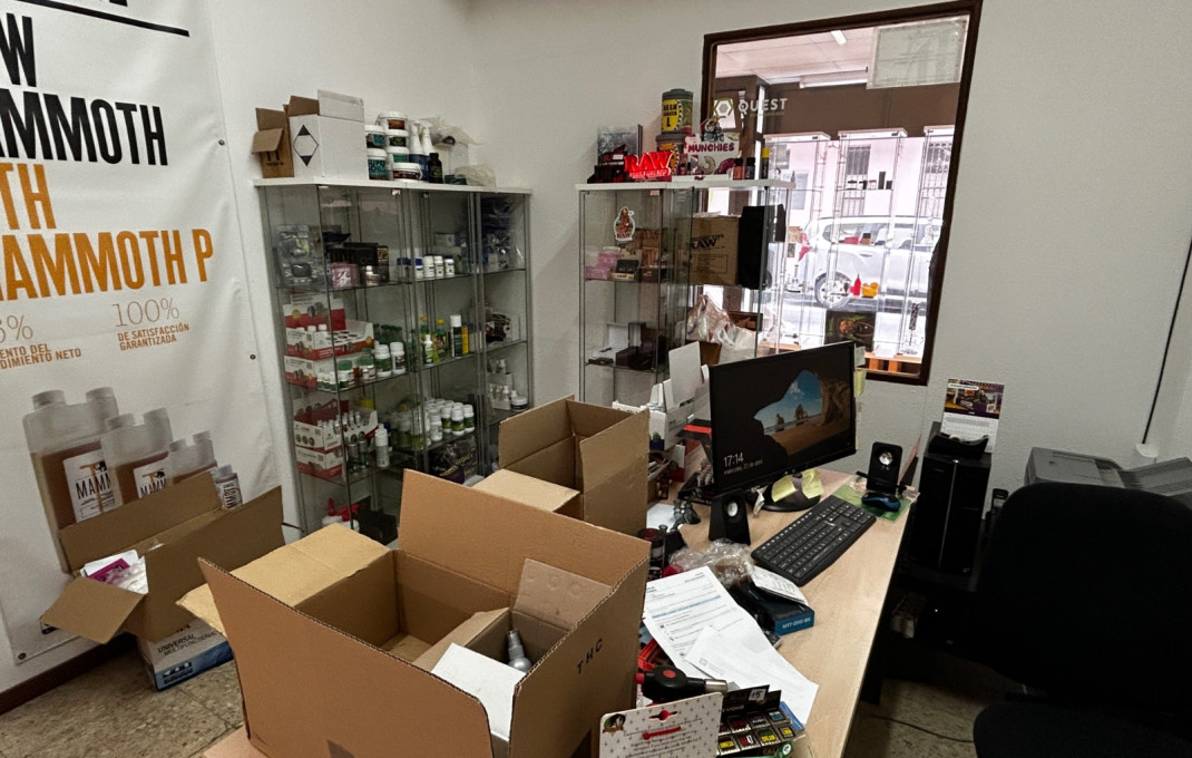 Traspaso - Tiendas -
Barcelona - Sants