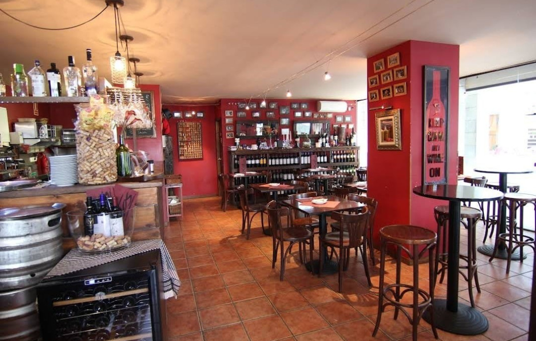 Traspaso - Bar Copas Musical -
Terrassa