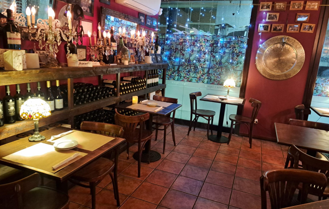 Traspaso - Bar Copas Musical -
Terrassa