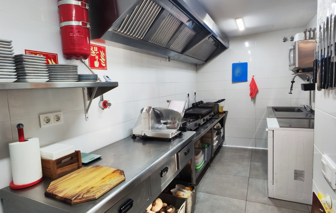 Traspaso - Bar Restaurante -
Barcelona - Les corts