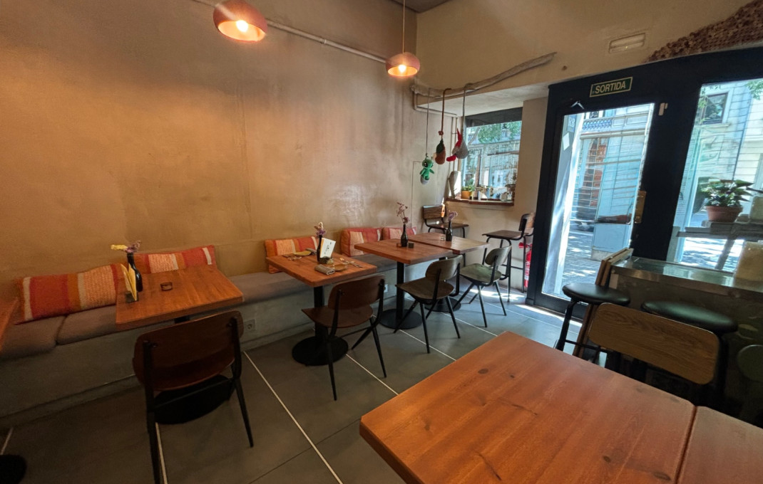 Traspaso - Bar Restaurante -
Barcelona - Eixample