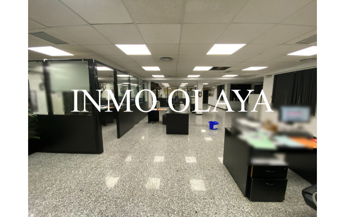 Revente - Local comercial -
Barcelona - Eixample Izquierdo