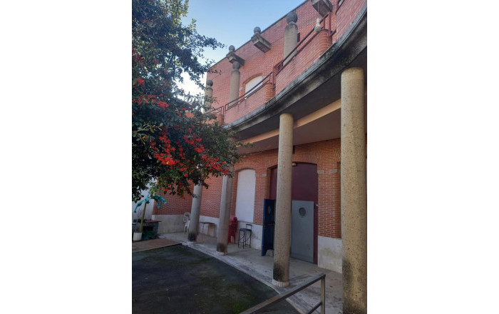 Venta - Complejos turísticos -
León