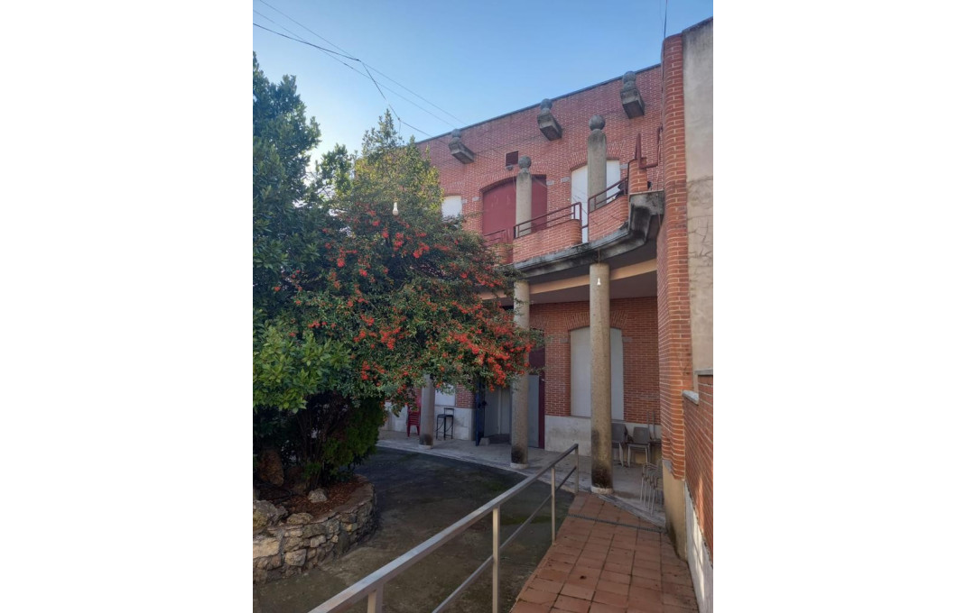Venta - Complejos turísticos -
León