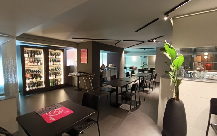 Traspaso - Bar Restaurante -
Barcelona - Eixample Izquierdo