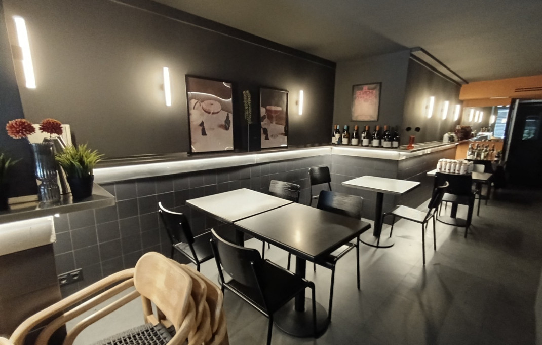 Traspaso - Bar Restaurante -
Barcelona - Eixample Izquierdo