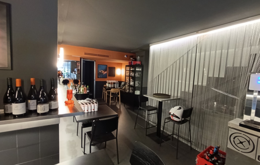 Traspaso - Bar Restaurante -
Barcelona - Eixample Izquierdo