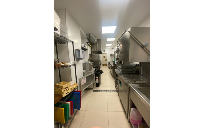 Traspaso - Bar Restaurante -
Barcelona - Les corts