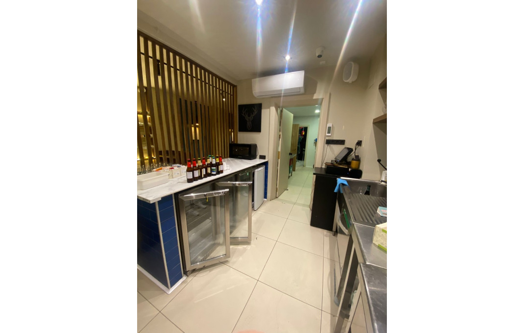 Traspaso - Bar Restaurante -
Barcelona - Les corts