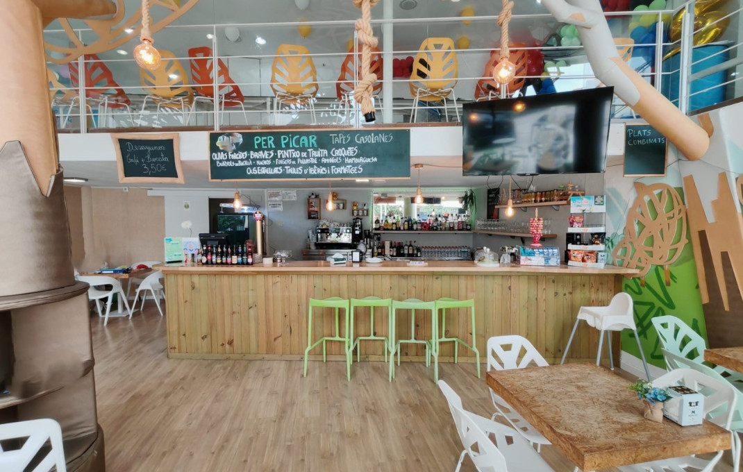 Traspaso - Bar Restaurante -
Sant Cugat del Vall&egrave;s