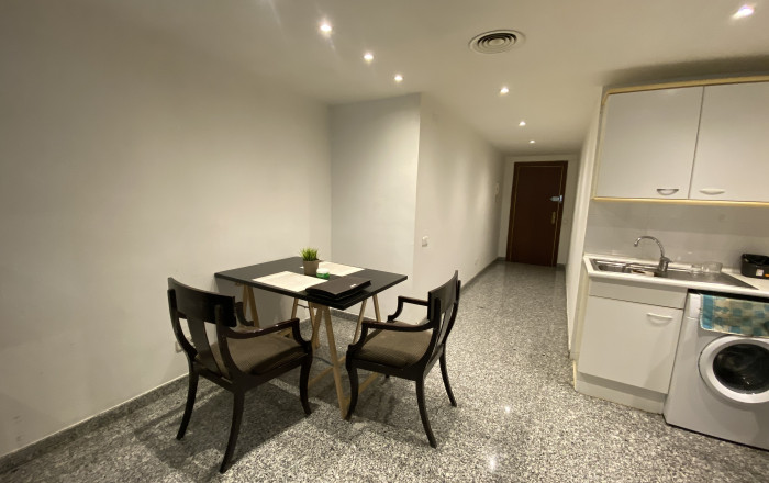 Revente - Local comercial -
Barcelona - Eixample Izquierdo