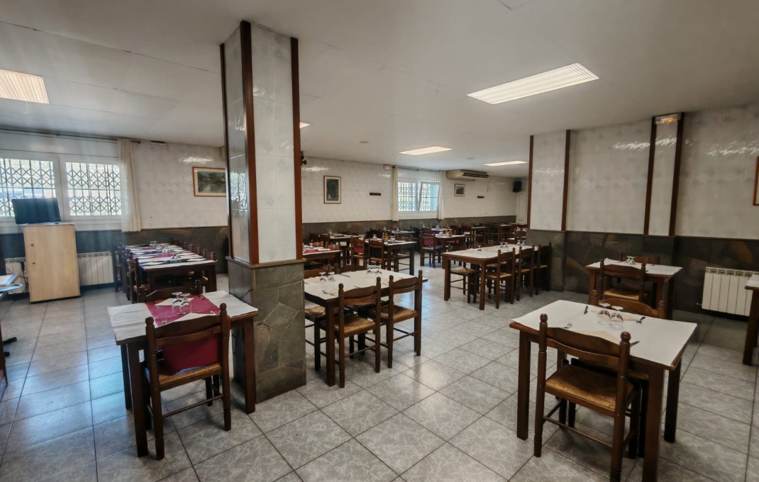Traspaso - Bar Restaurante -
Manresa
