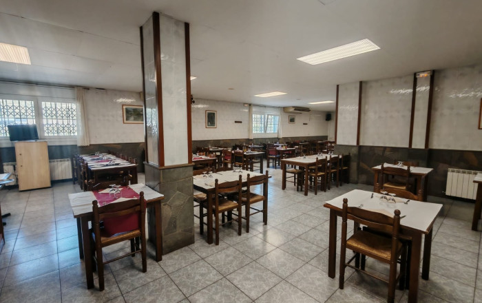 Traspaso - Bar Restaurante -
Manresa