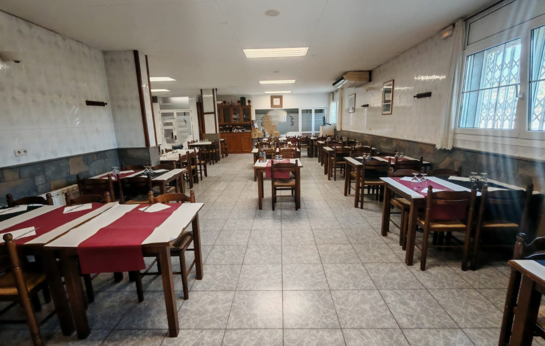 Traspaso - Bar Restaurante -
Manresa