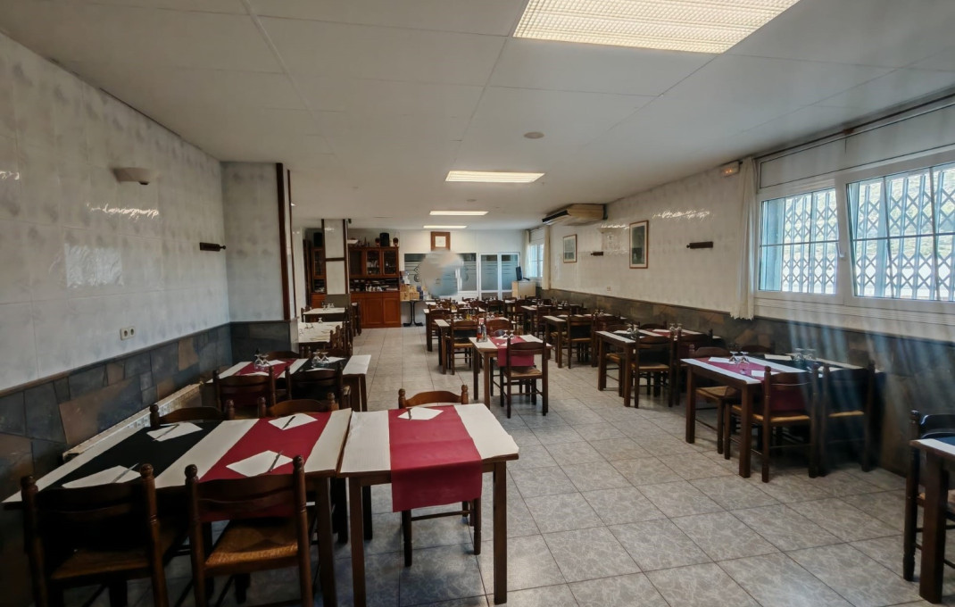 Traspaso - Bar Restaurante -
Manresa