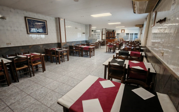 Traspaso - Bar Restaurante -
Manresa