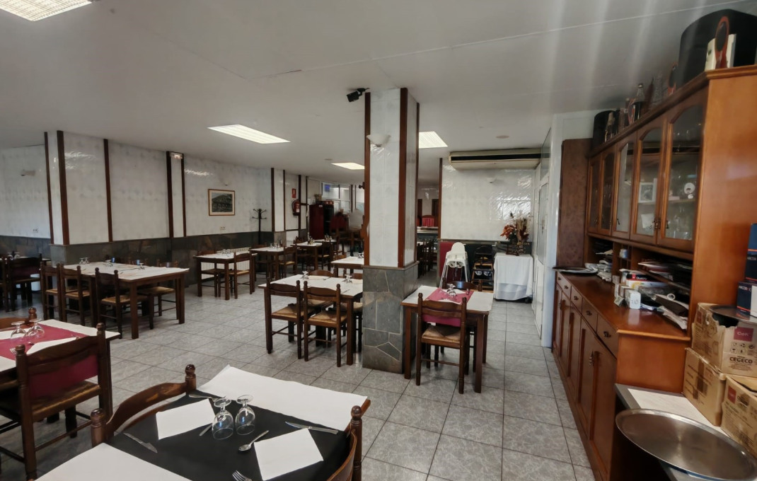 Traspaso - Bar Restaurante -
Manresa