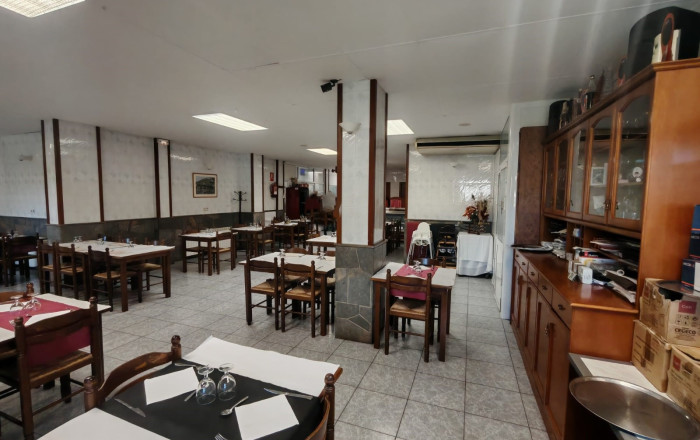 Traspaso - Bar Restaurante -
Manresa