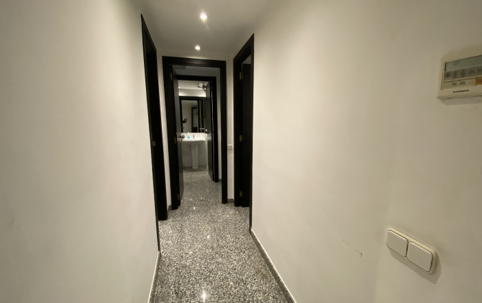 Revente - Local comercial -
Barcelona - Eixample Izquierdo