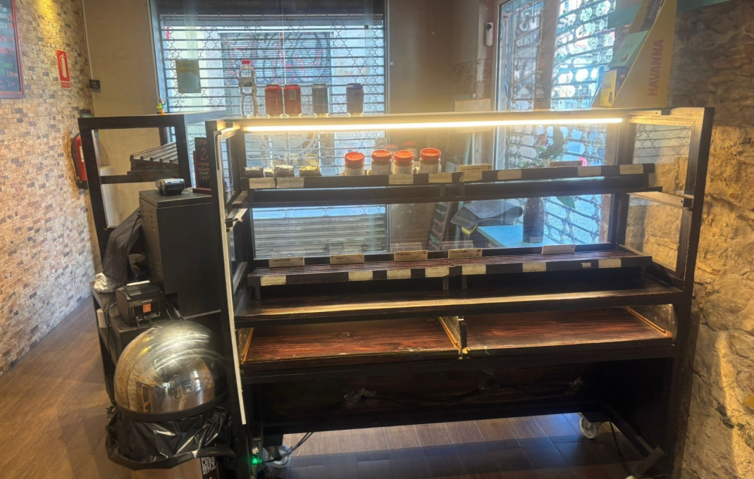 Traspaso - Take Away -
Barcelona - Gràcia