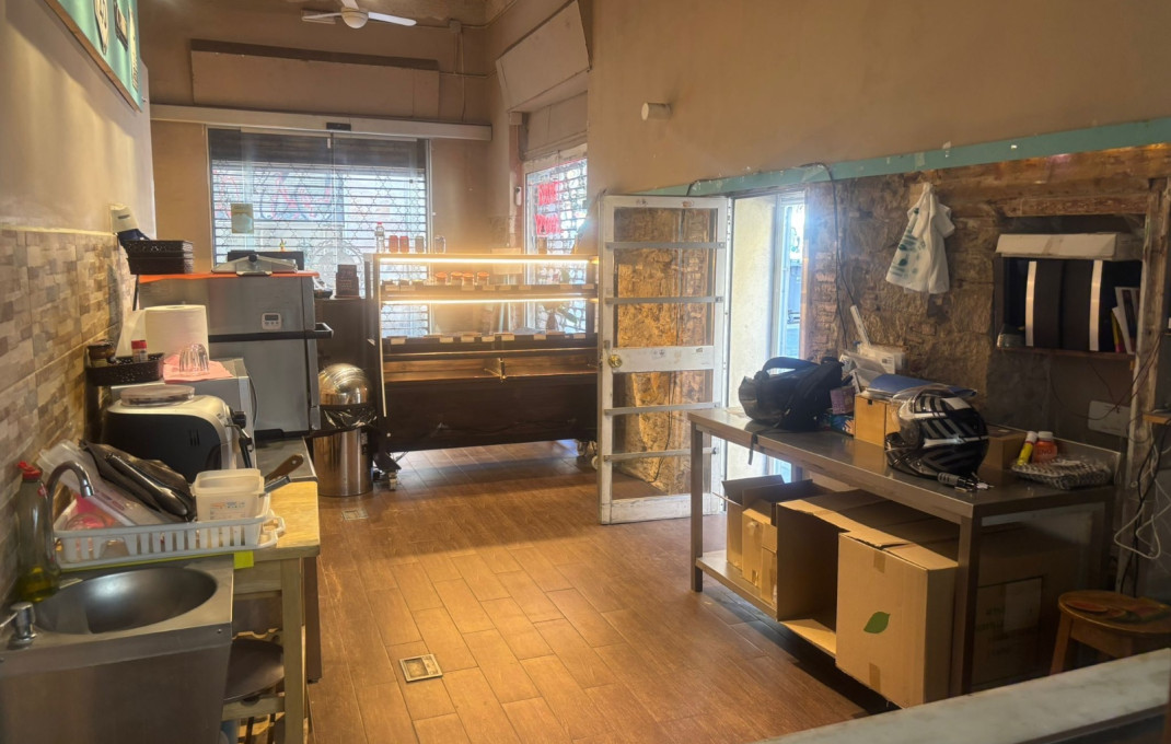 Traspaso - Take Away -
Barcelona - Gràcia