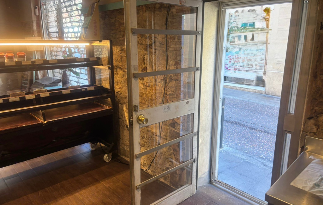 Traspaso - Take Away -
Barcelona - Gràcia